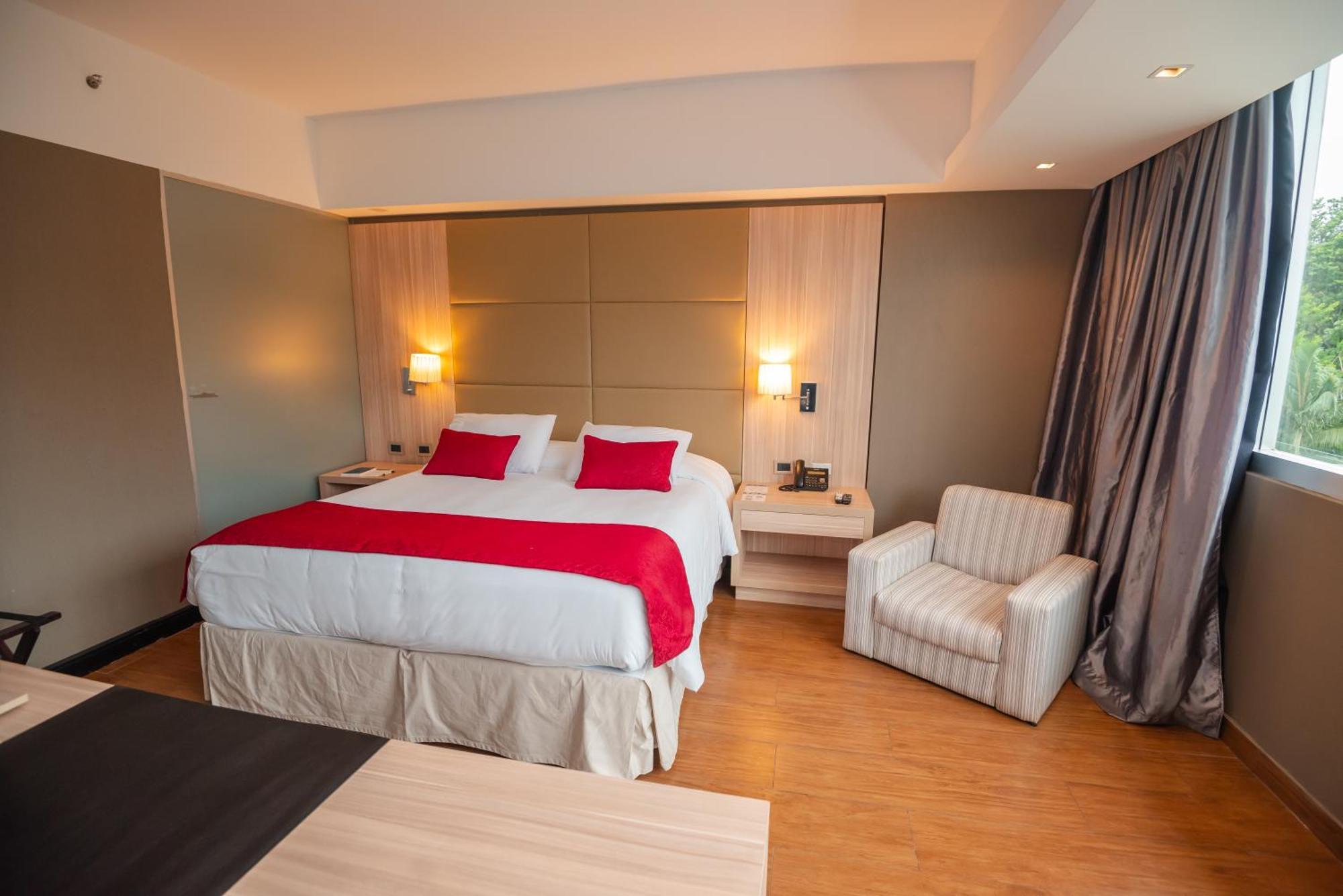 Savoy Hotel Encarnación מראה חיצוני תמונה
