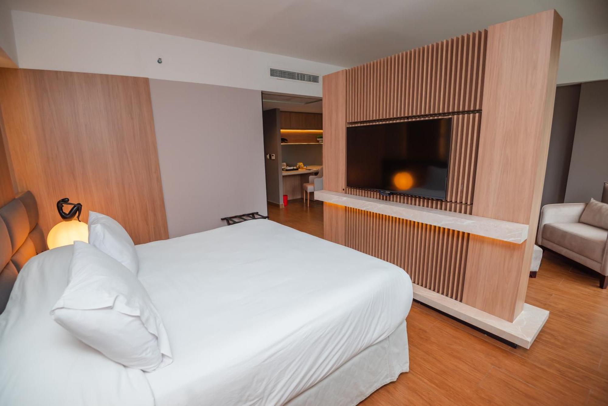 Savoy Hotel Encarnación מראה חיצוני תמונה
